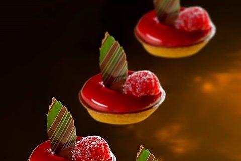 Tartelletta cioccolato e lampone con crema ganache al cioccolato fondente